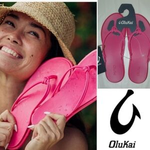 OluKai Aka Knotted Beach Sandals Waterproof, Rubber Sole, Pink